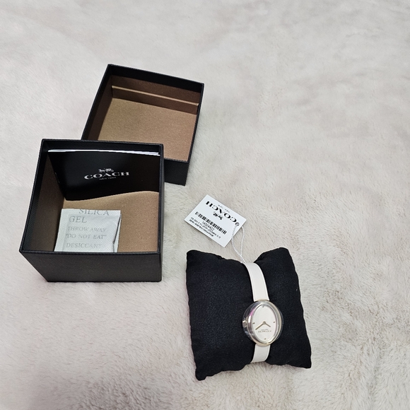 Sammy Coach Leather Watch - Picture 6 of 14